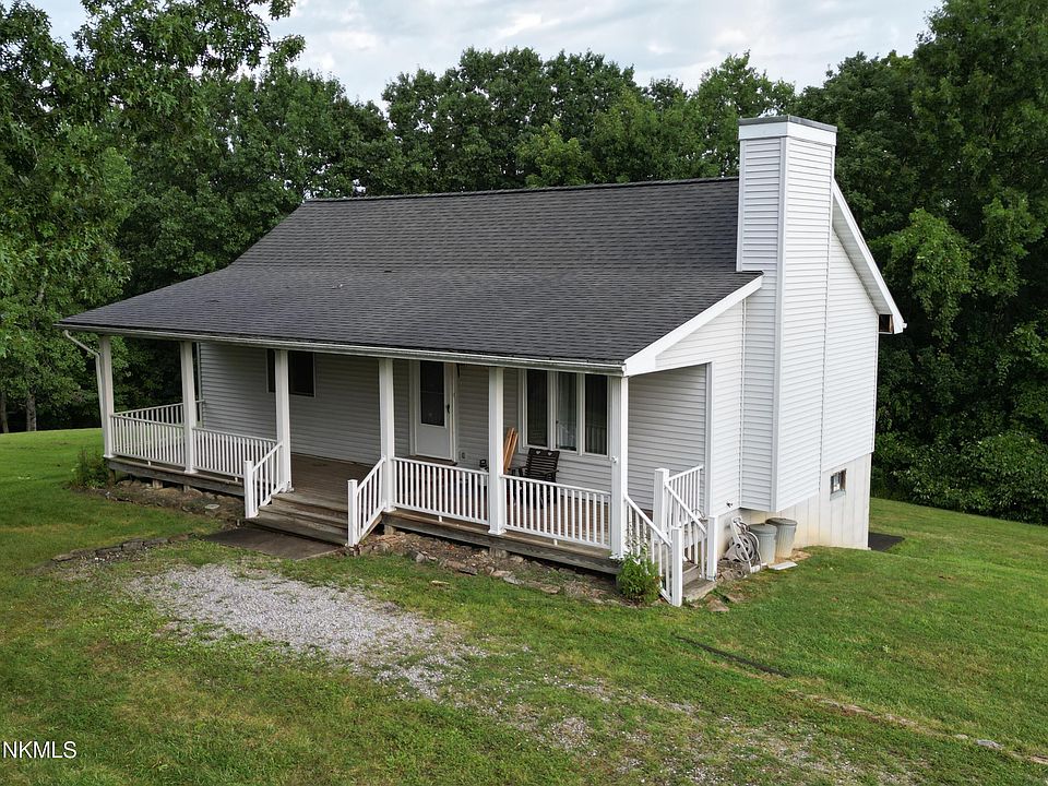 1st image of 340 Bell Ln