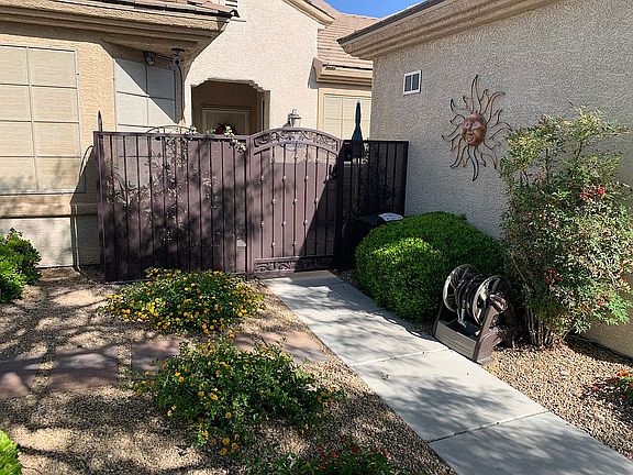 4th image of 2351 Schaeffer Hills Dr
