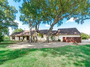 1638 Bluff Springs Rd, Ferris, TX 75125