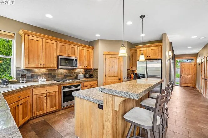 286 SE Condor Dr — Photo 27