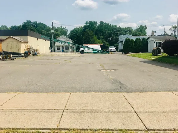 22 Dorrance Ave, Wyoming, PA 18644