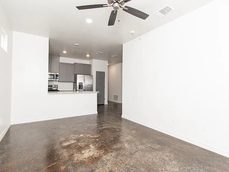 319 Riptide Rd #A — Photo 3