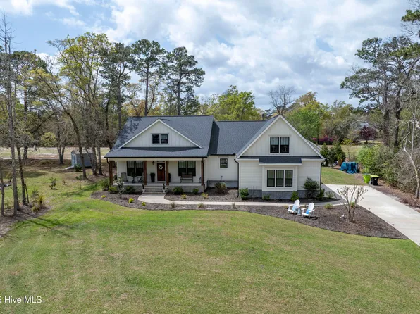 658 Saw Grass Road, Hampstead, NC 28443