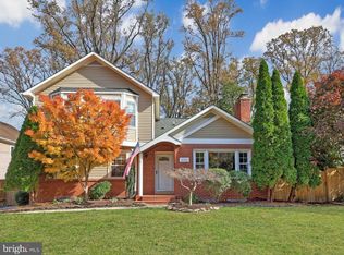 2133 Grayson Pl, Falls Church, VA 22043