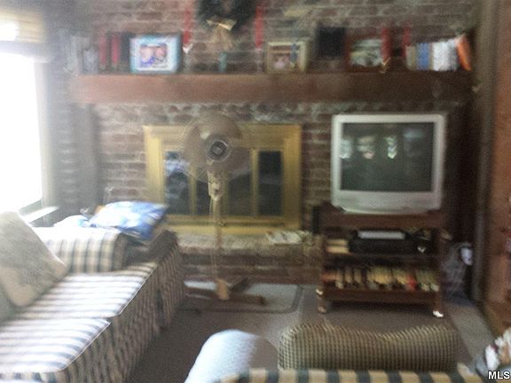 5th image of 13 Lockhart Ln