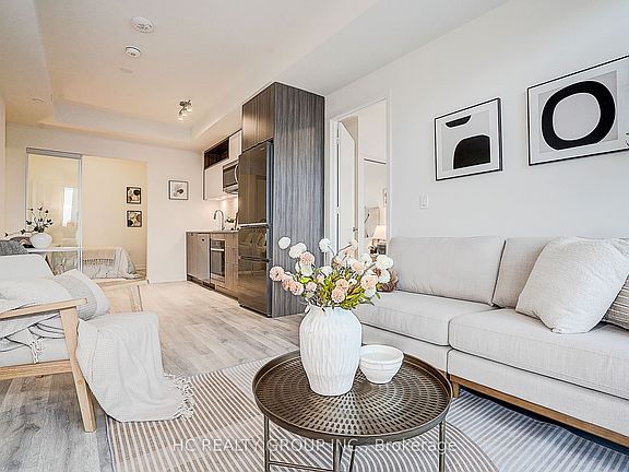 5th image of 135 Lower Sherbourne St W #2830