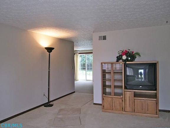 4th image of 2533 Dwiton Ct