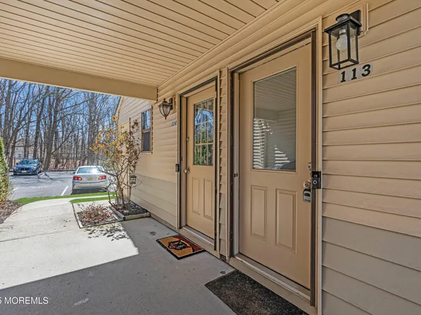 113 Whispering Oaks Way, Jackson, NJ 08527