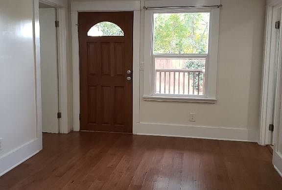 3rd image of 1493 Allison Ave