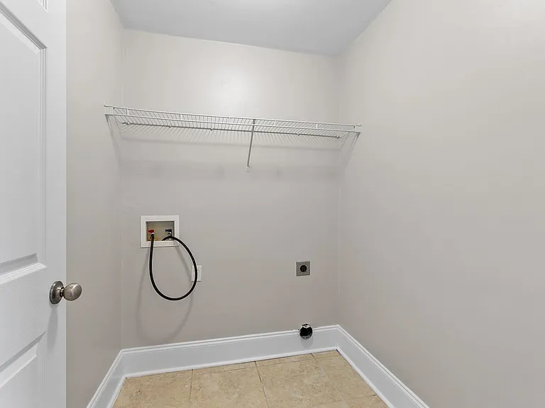 2602 Fenwood Ct — Photo 35