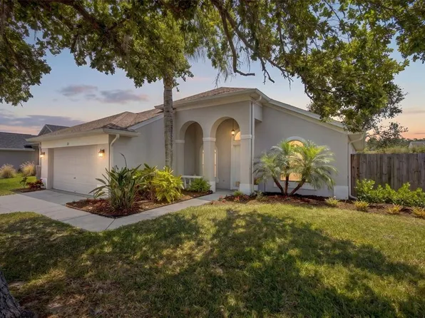 382 Fountainview Cir, Oldsmar, FL 34677