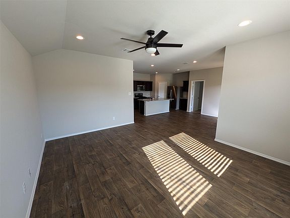 5th image of 40462 Red Poppy Ln