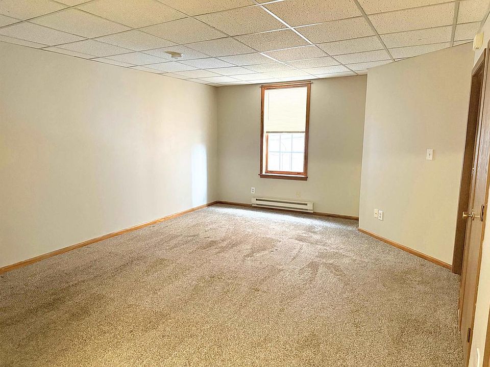 1st image of 515 1/2 N 3RD STREET Unit 6
