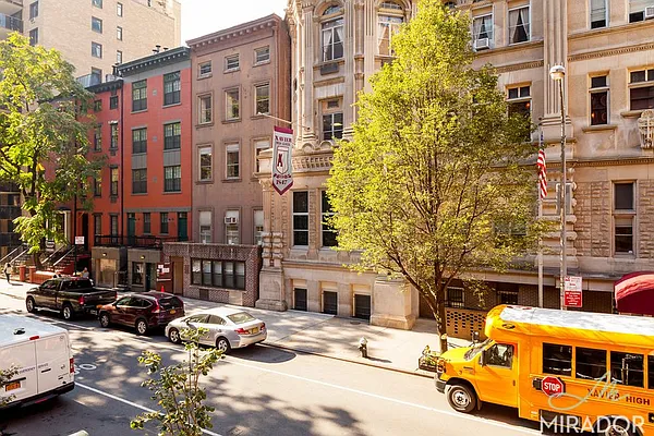 Rented by Mirador Real Estate | media 12