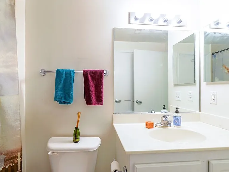 355 I St SW #109 — Photo 38