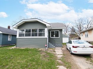 705 Saint Clair Ave, Flint, MI 48504