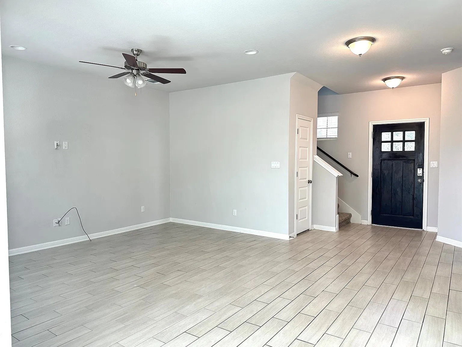 4 bed, 3.0 bath, 1822 sqft, $2,250 — Photo 3