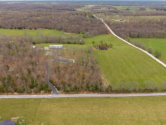 4th image of 21150 Farm Road 2020