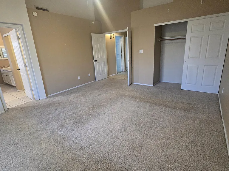 1541 S 34th Ave — Photo 15