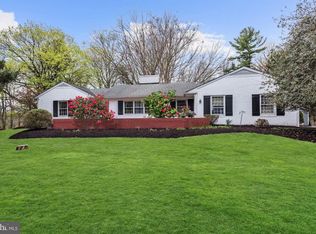 9137 Field Rd, Baltimore, MD 21208