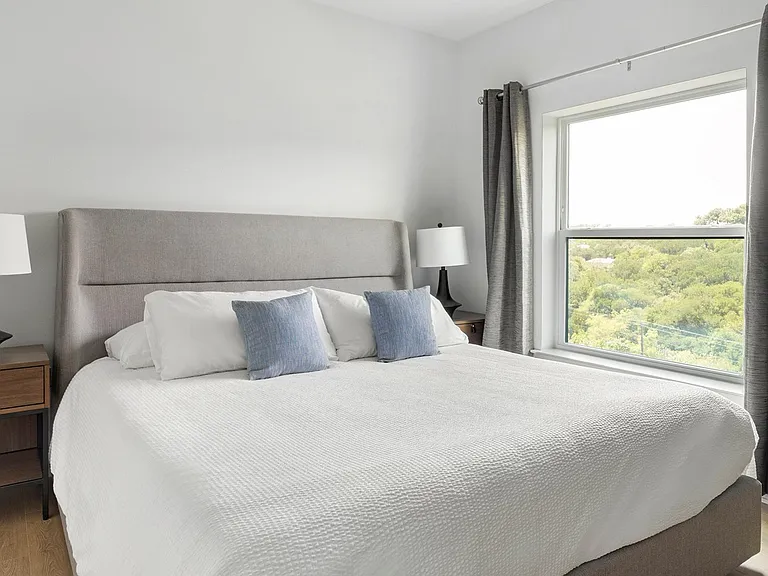 2500 Longview St #411 — Photo 13