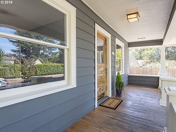 Full length covered front porch.