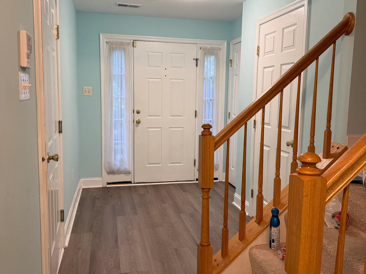 3 bed, 2330 sqft, $3,495 — Photo 4
