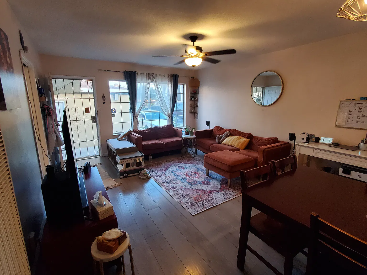 2 bed, 750 sqft, $2,480 — Photo 4