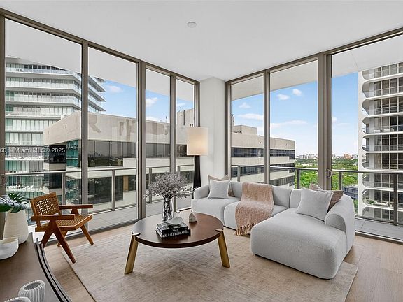 3rd image of 2655 S Bayshore Dr #1409