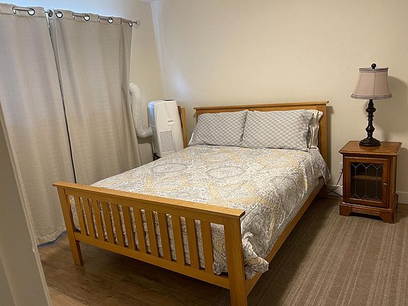 2nd image of 228 Greendale Way APT 3