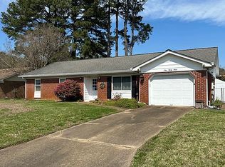 933 Aspen Dr, Virginia Beach, VA 23464
