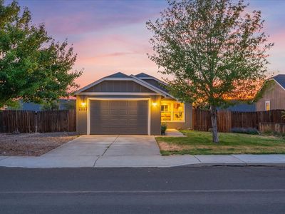 2527 NE 5th St, Redmond, OR, 97756