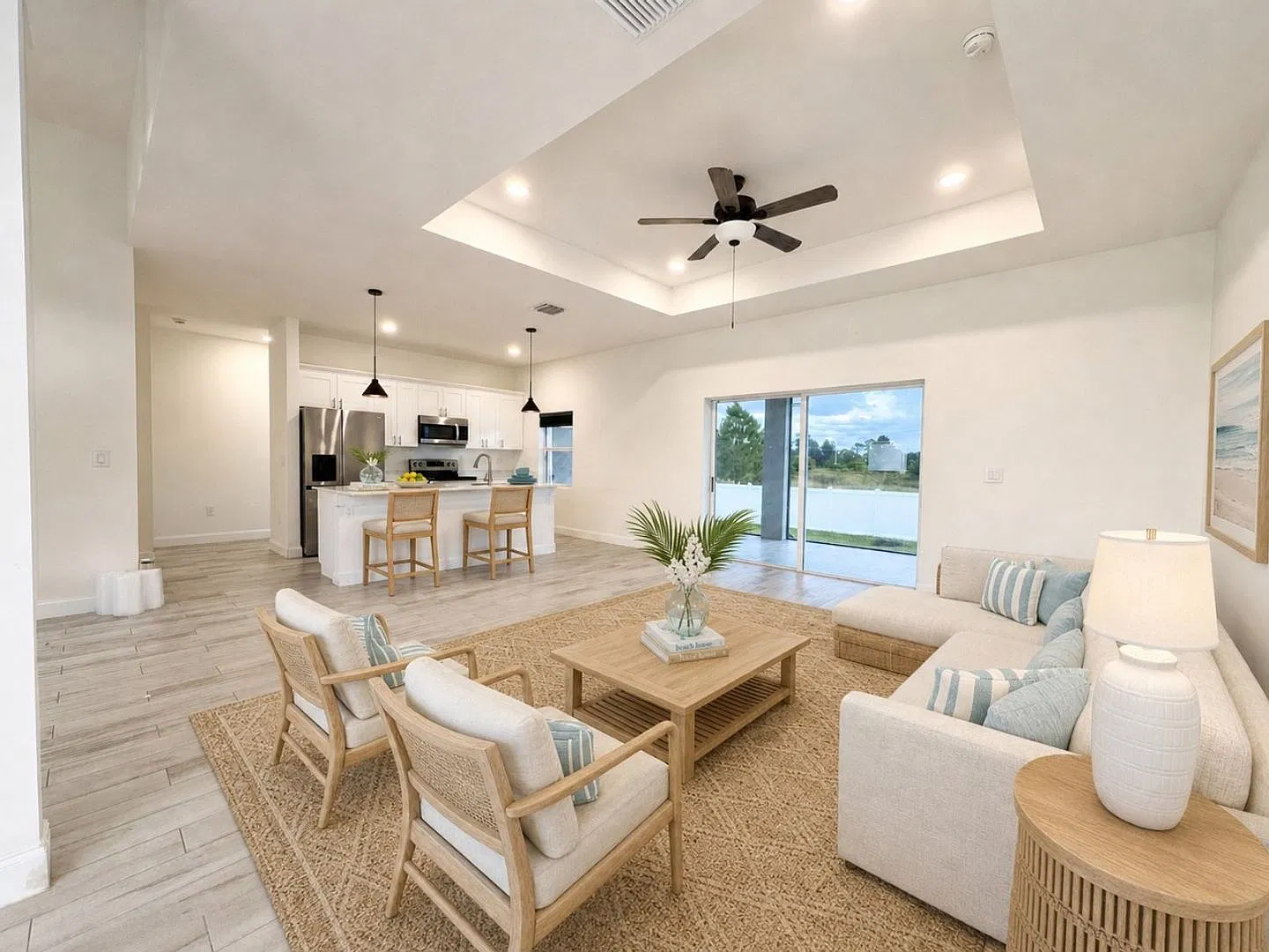 Beautiful Newer Construction 3-Bedroom Annual Rental With Spacious Lanai & Pet-Friendly! — Photo 3