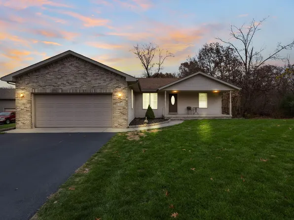 9449 Chippewah Ct, Demotte, IN 46310