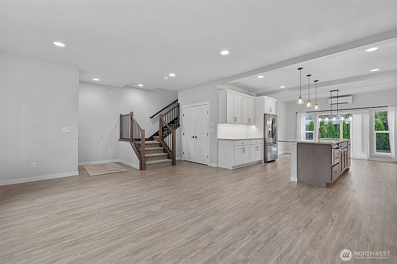4th image of 529 Ball Street #A & B