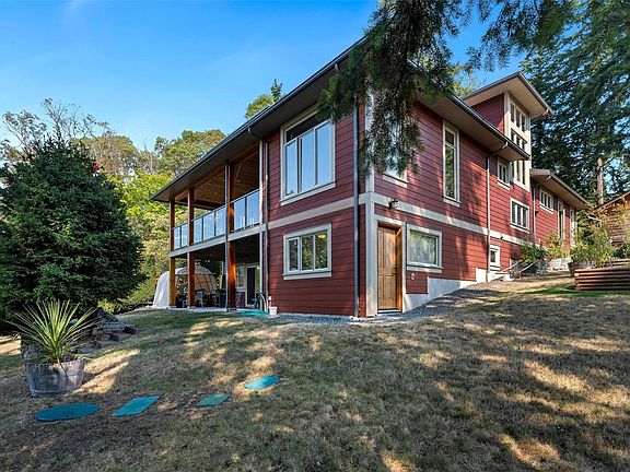 3rd image of 1870 Munsie Rd