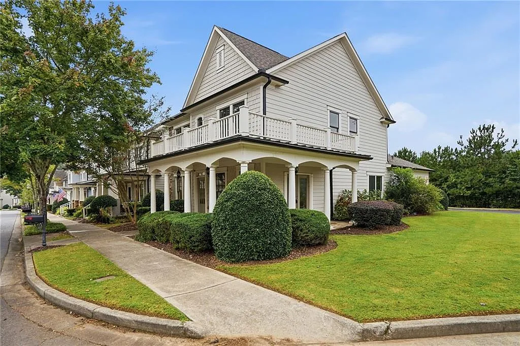 4 bed, 3.0 bath, 2140 sqft, $4,000 — Photo 3