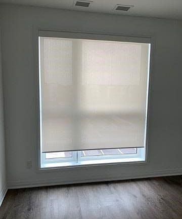4th image of 95 Dundas St W #303