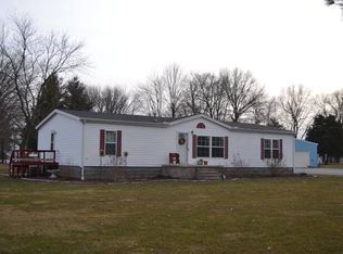 858 State Route 15, Browns, IL 62818