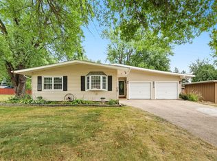 5013 SW 16th St, Des Moines, IA 50315