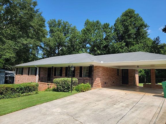 2nd image of 4083 Flintridge Dr