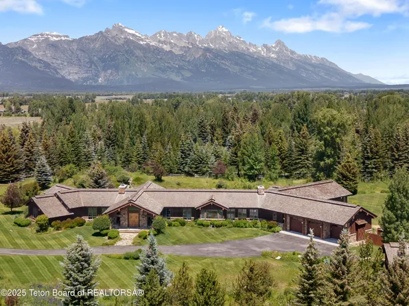 500 E Buckwheat Cir, Jackson, WY 83001