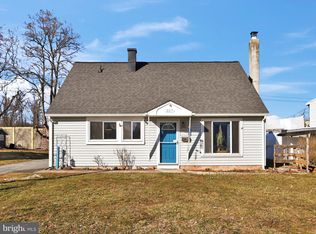 327 Aspen St, Middletown, PA 17057