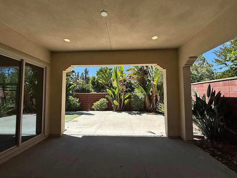 53 Molly Loop — Photo 13