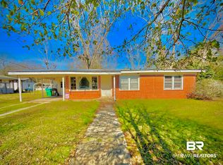 603 E Poplar St, Atmore, AL 36502