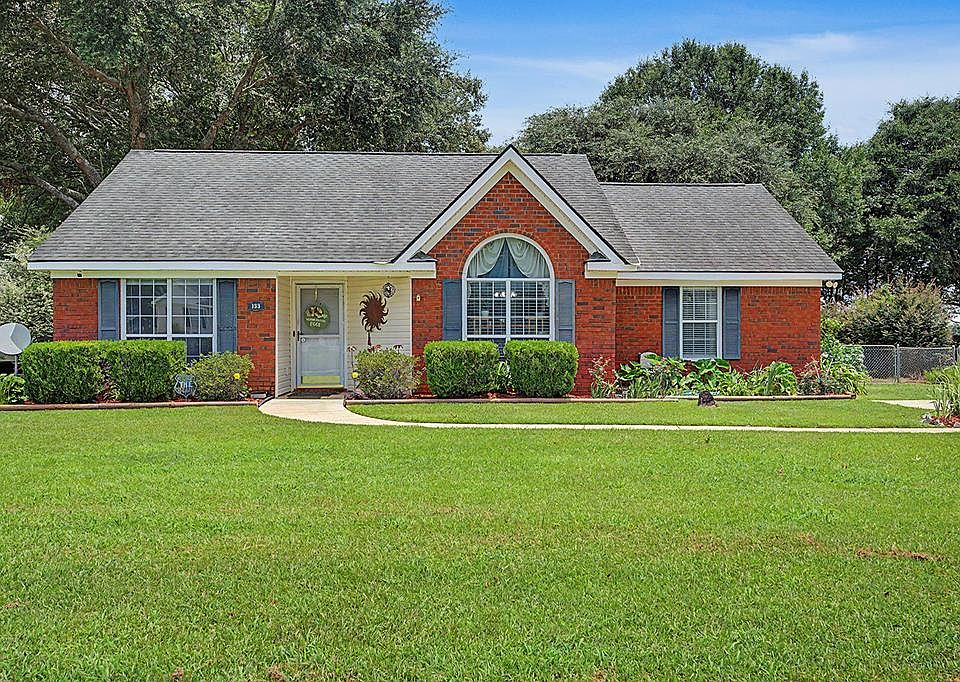 1st image of 133 Long Pine Dr