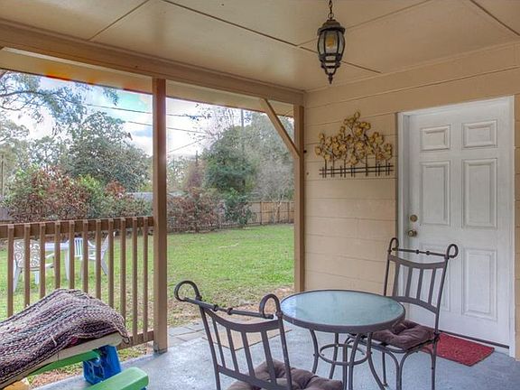 5th image of 12445 Lakeview Dr