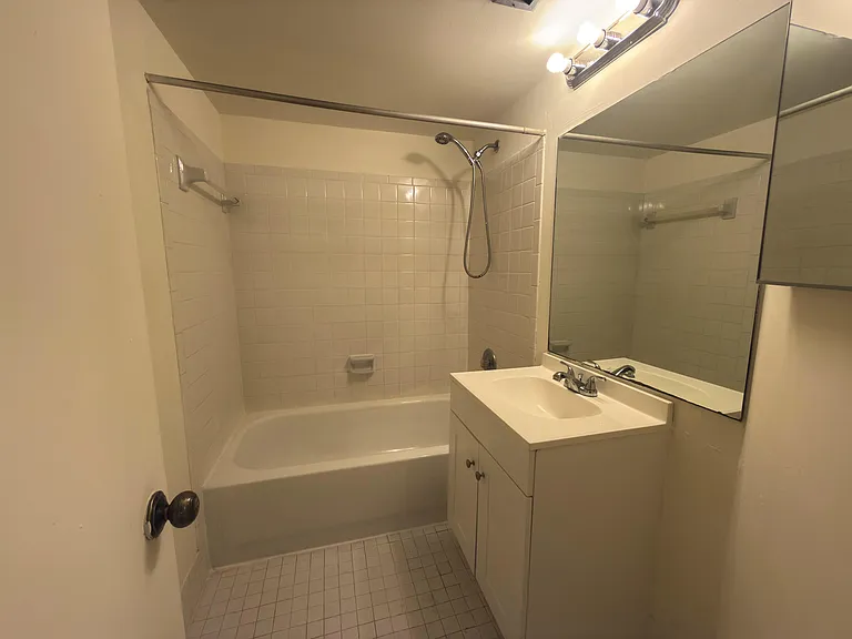 3213 NW 103rd Ter #107-C — Photo 13