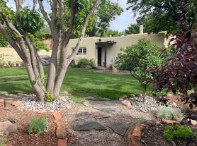 325 Delgado St, Santa Fe, NM