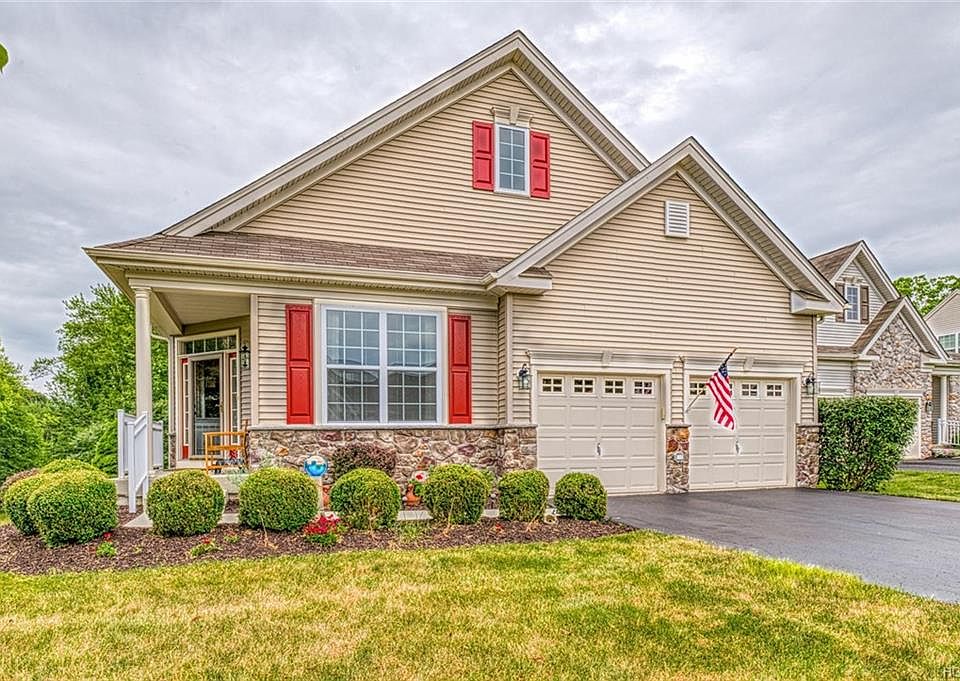 1st image of 44 Jasmine Dr